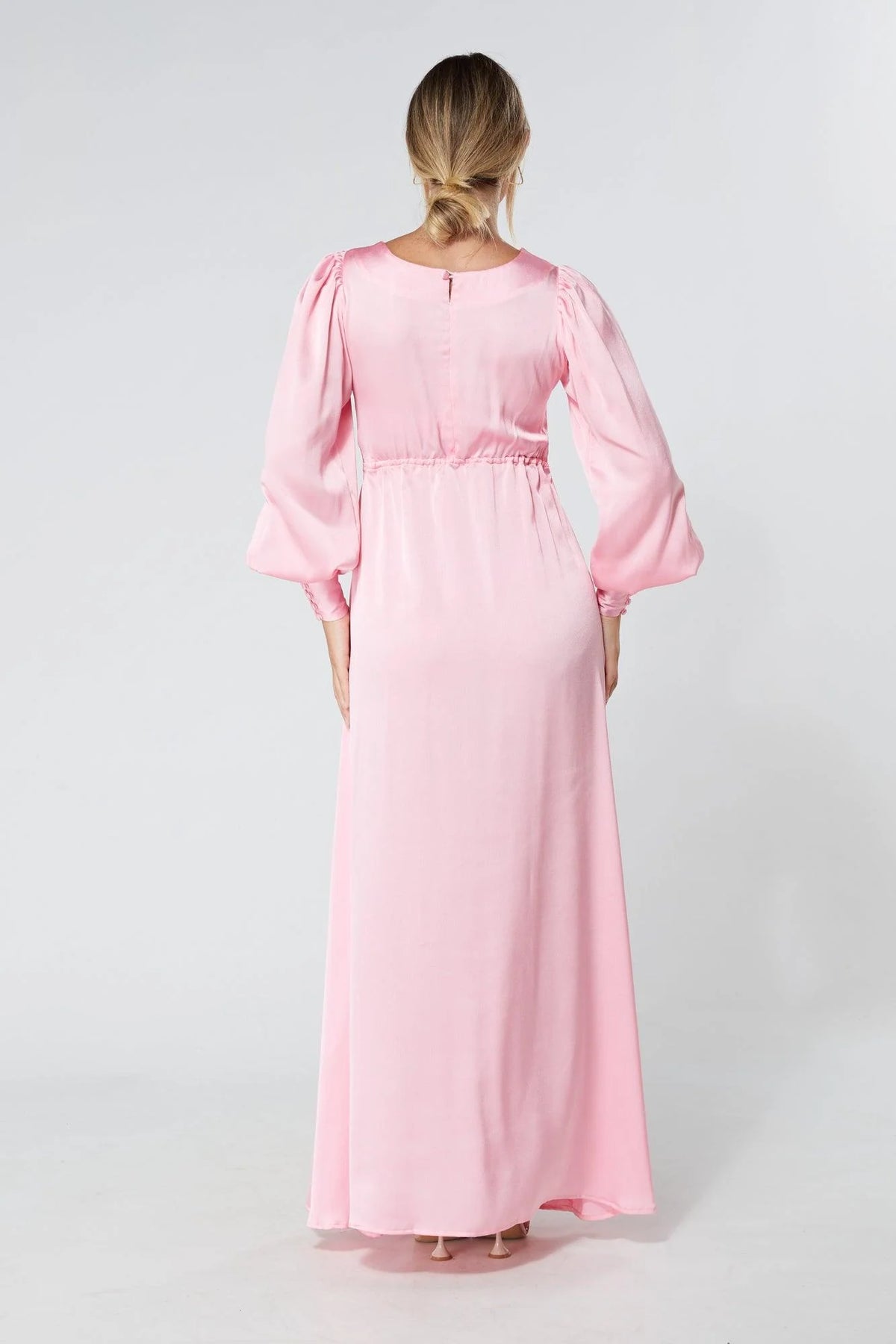 Lila Light Pink Knotted Front Crepe Maxi Dress