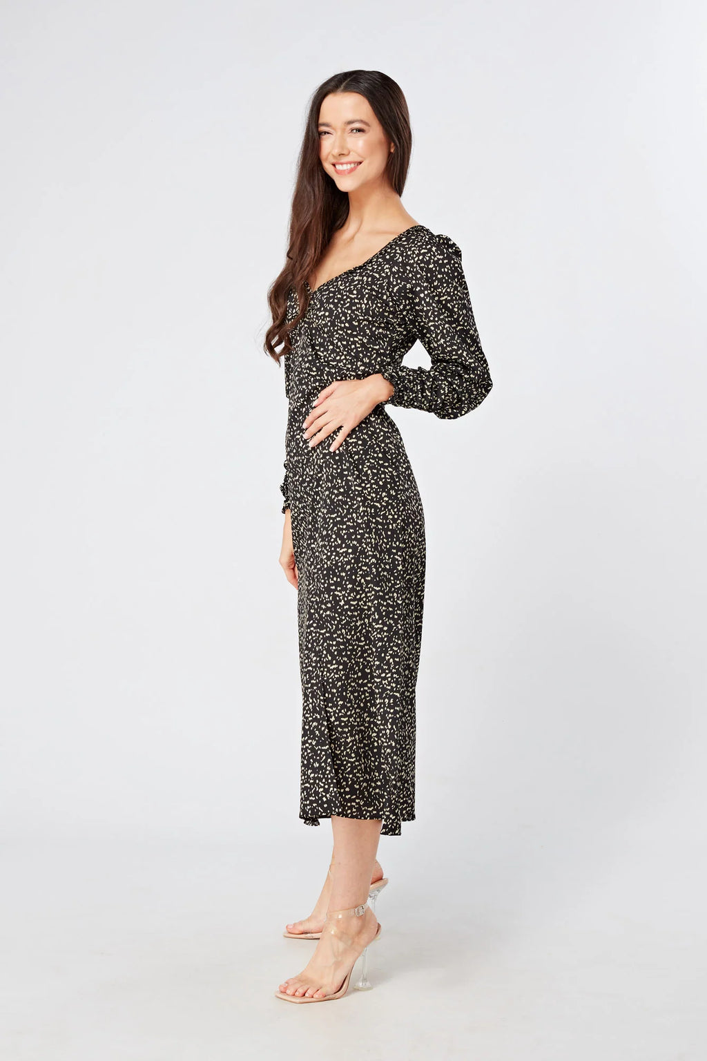 Jinora black midi dress