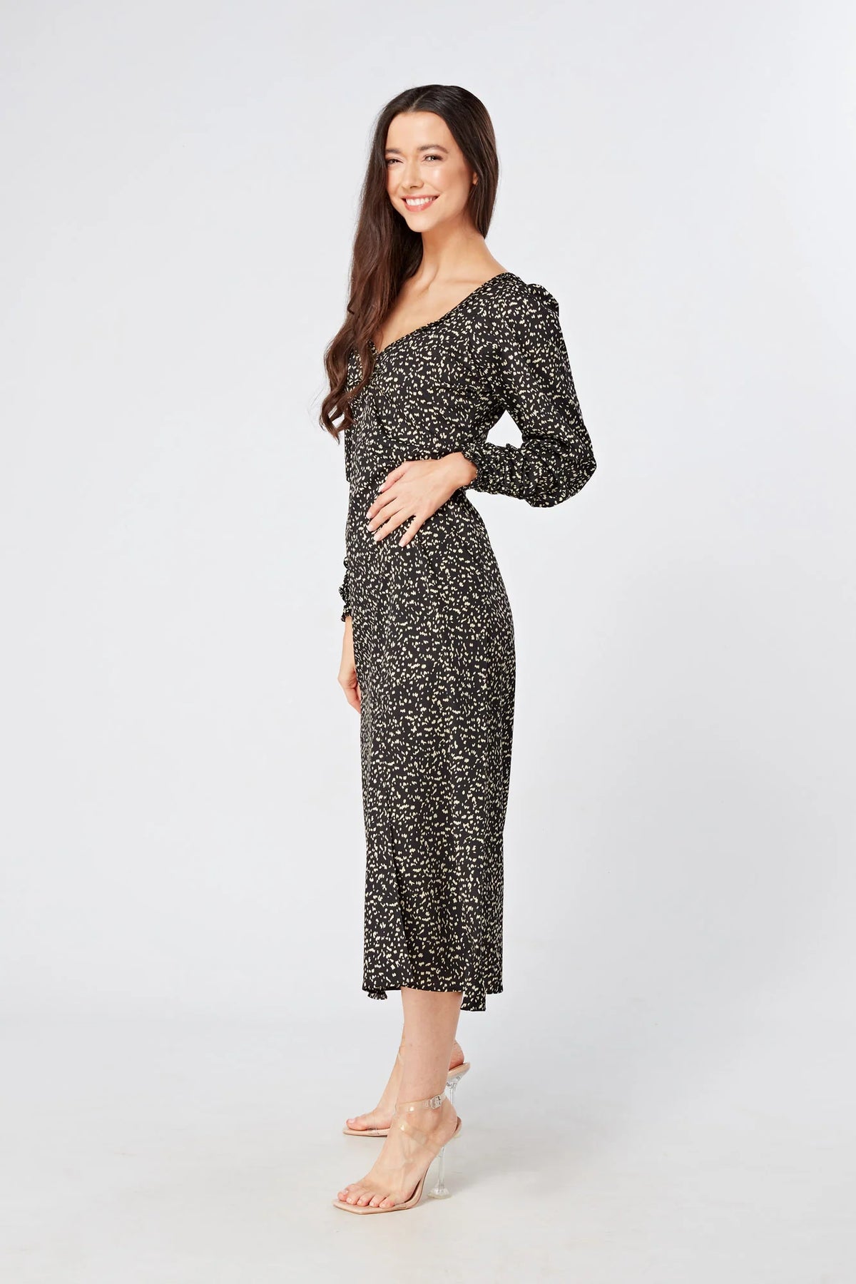 Jinora black midi dress