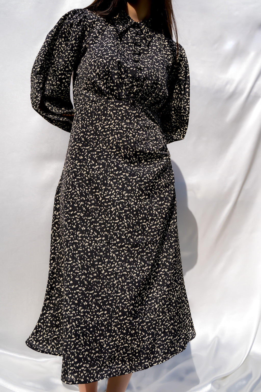 Grace Midi Dress with Wide Sleeves