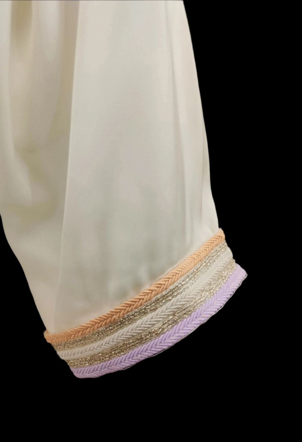 Liana Off White Ethnic Kurti