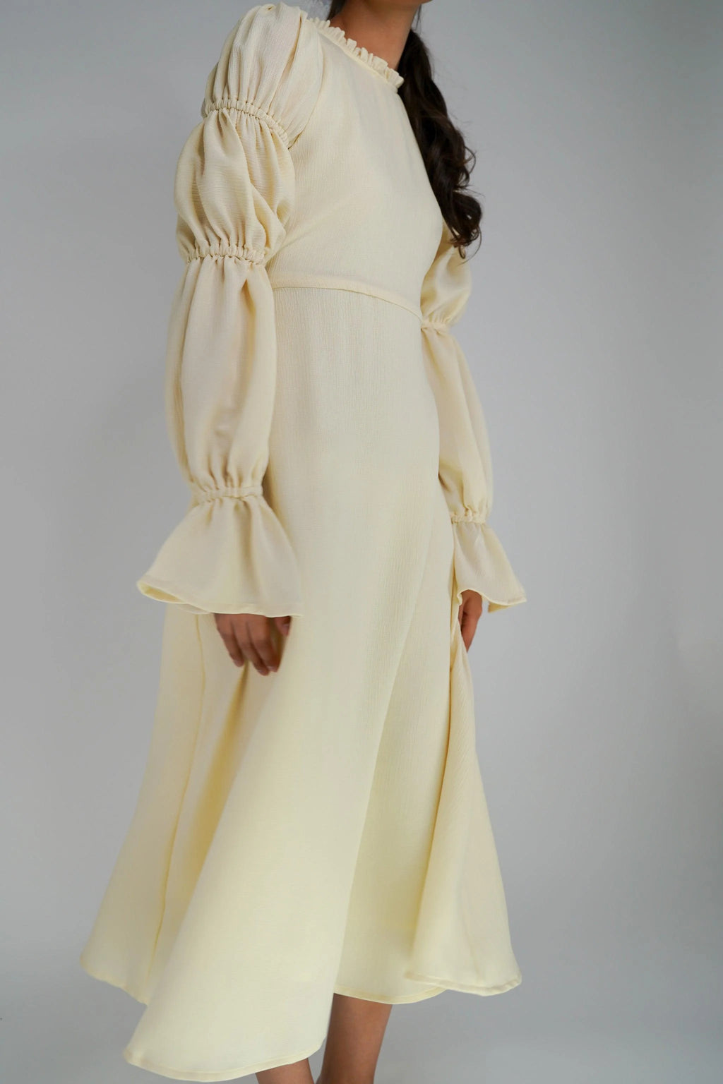 Samara Yellow Puff Sleeves Midi Dress