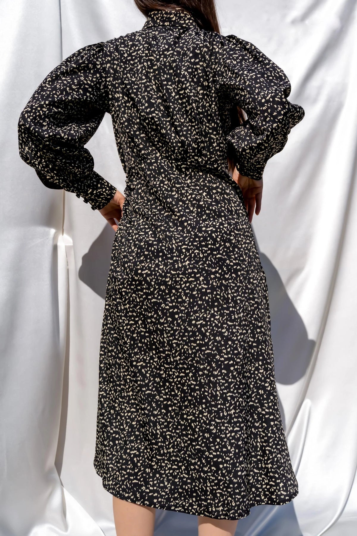 Grace Midi Dress with Wide Sleeves