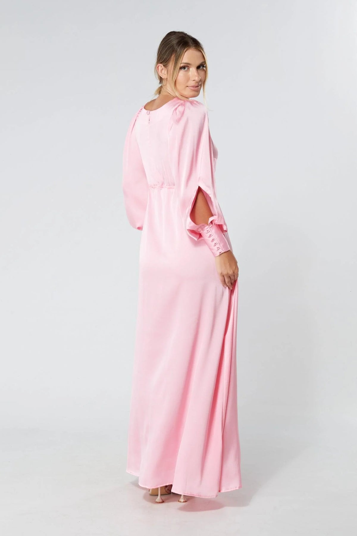 Lila Light Pink Knotted Front Crepe Maxi Dress