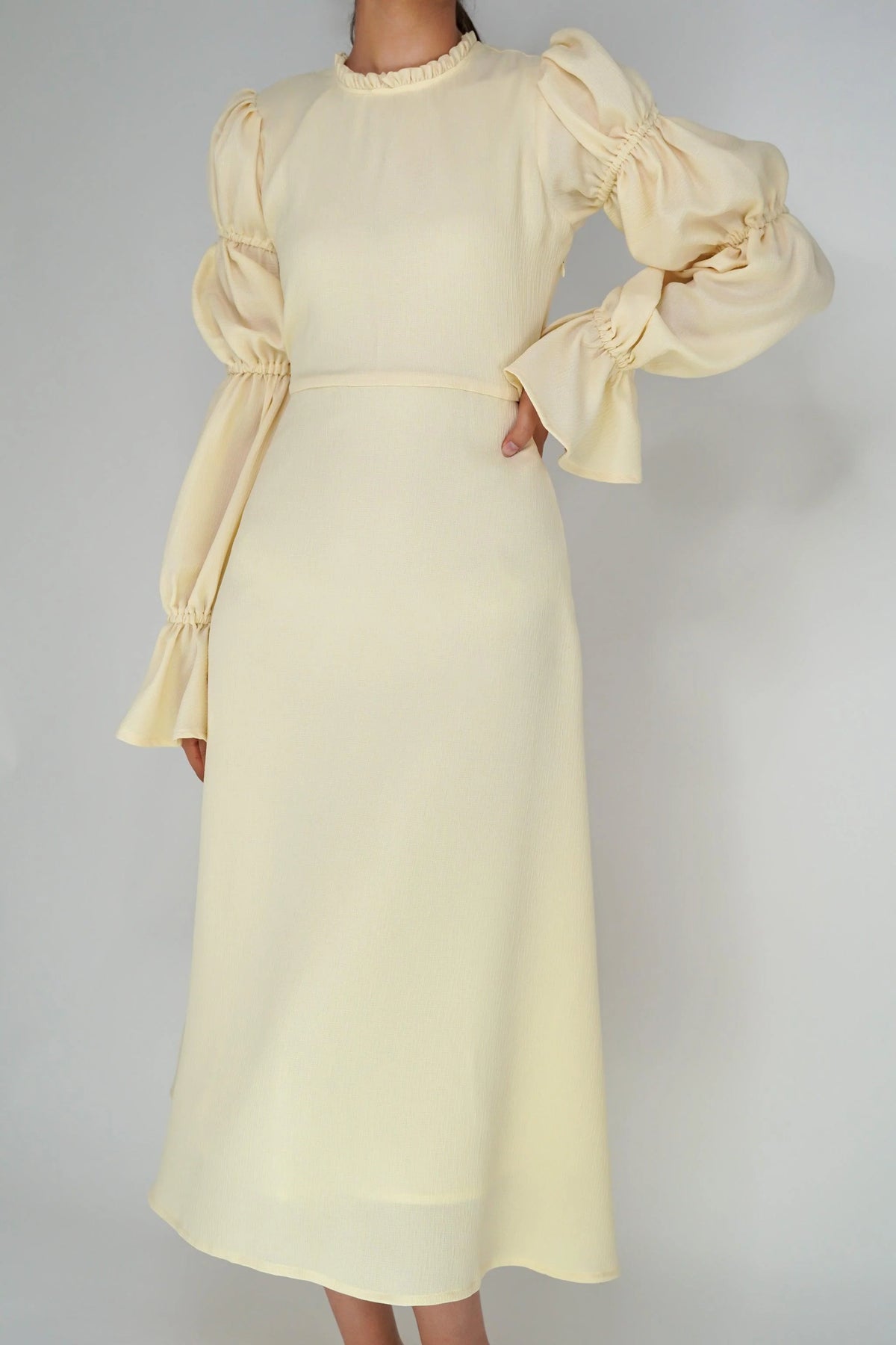 Samara Yellow Puff Sleeves Midi Dress