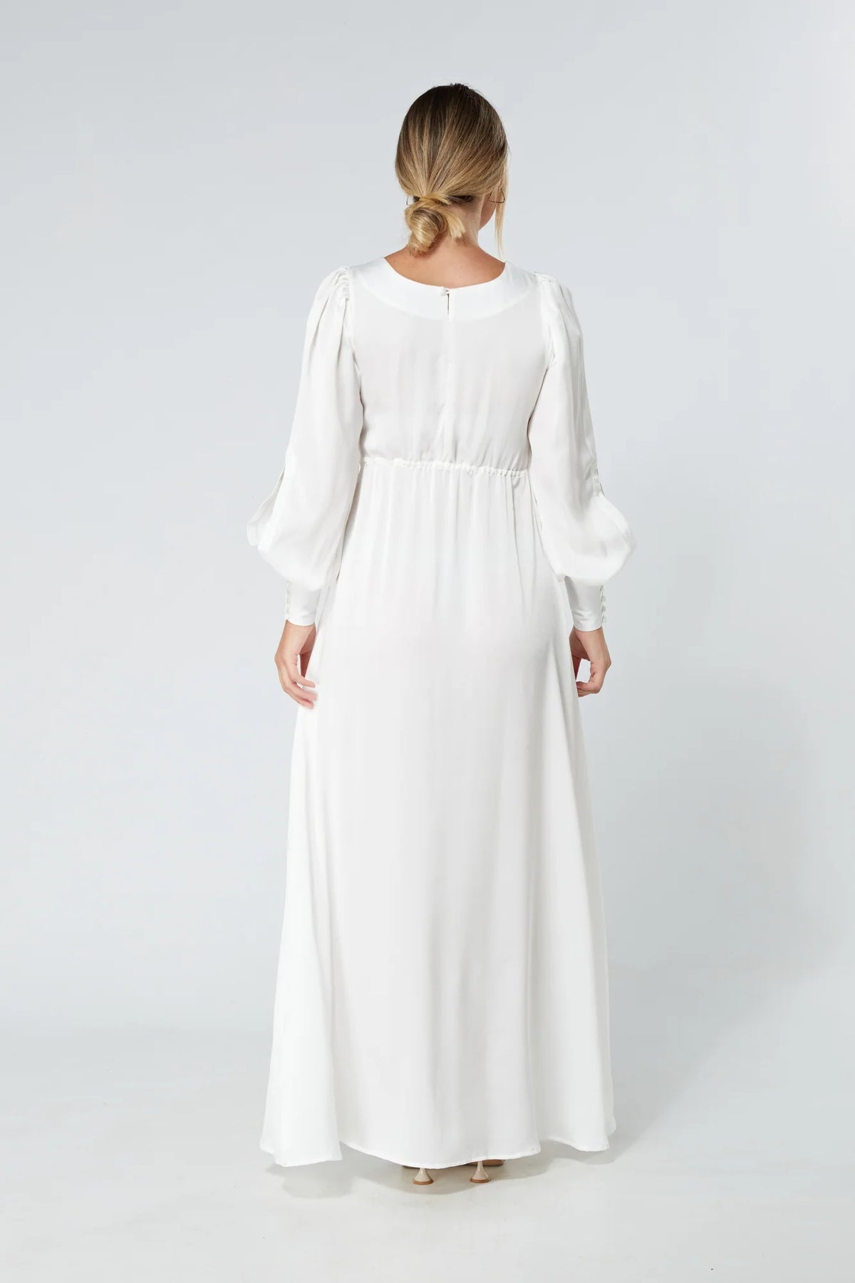 Lila White Knotted Front Soft Crepe Maxi Dress